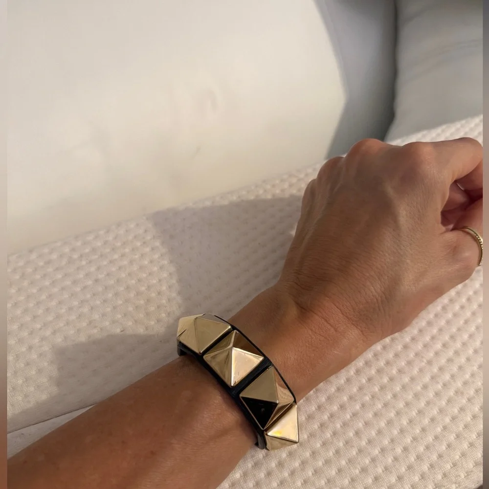 authentic Valentino leather Va Va Voom rocketed   Bracelet - Picture 4 of 9